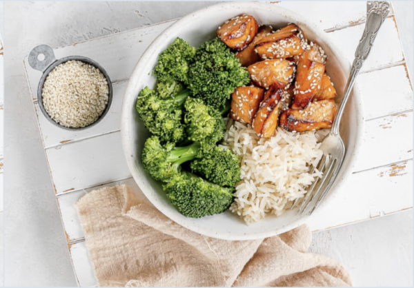 Asian Air-Fryer Salmon Bites, Broccoli & Rice Bowls